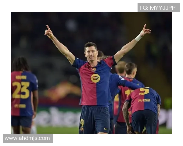 莱万37岁80天帽子戏法引爆巴萨,助球队4-2击败塞尔塔创造历史 莱万37岁80天帽子戏法引爆巴萨,助球队4-2击败塞尔塔创造历史